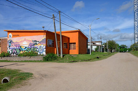 Mural in public school - Department of Canelones - URUGUAY. Photo #70633