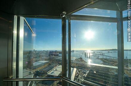 Panoramic elevator with harbor view - Department of Montevideo - URUGUAY. Photo #70744