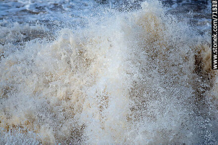 Blast of seawater on the shore - Department of Maldonado - URUGUAY. Photo #71188