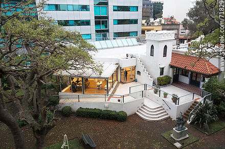 Museo Zorrilla en Bvar. Artigas desde un edificio vecino - Departamento de Montevideo - URUGUAY. Foto No. 71829