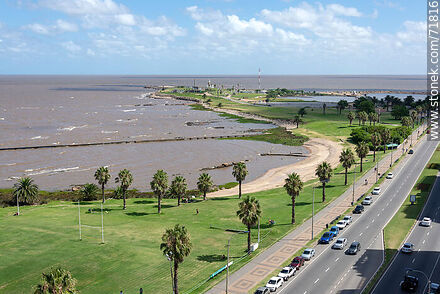 Cancha de rugby frente al Río de la Plata - Departamento de Montevideo - URUGUAY. Foto No. 71816