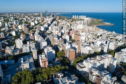 Vista aérea desde la calle Pereira y 26 de Marzo hacia Buceo - Department of Montevideo - URUGUAY. Photo #72093