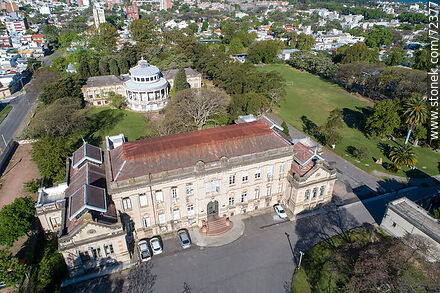 Vista aérea de la Facultad de Veterinaria en el barrio Buceo, 2020 - Departamento de Montevideo - URUGUAY. Foto No. 72377
