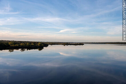 Embalse del río Santa Lucía en Paso Severino - Departamento de Florida - URUGUAY. Foto No. 72647