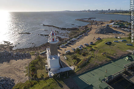 Vista aérea del faro de Punta Carretas - Departamento de Montevideo - URUGUAY. Foto No. 73144