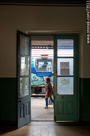 Rivera train station waiting room - Department of Rivera - URUGUAY. Photo #73511