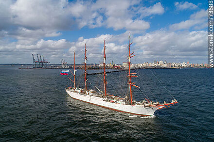 Aerial view of the Russian Navy training ship Sedov leaving the port of Montevideo (2020). - Department of Montevideo - URUGUAY. Photo #73688