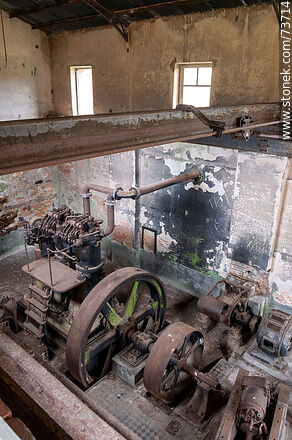 Old machinery for electric power generation - Department of Rivera - URUGUAY. Photo #73714