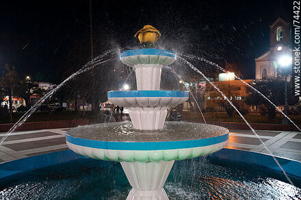 Fuente de la plaza Independencia - Departamento de Cerro Largo - URUGUAY. Foto No. 74422