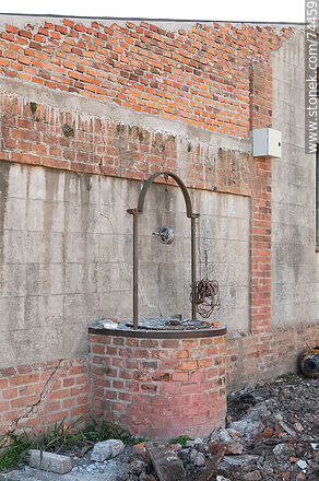 Cistern in AFE's former train station - Department of Cerro Largo - URUGUAY. Photo #74459