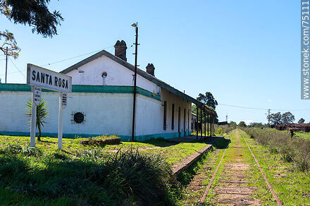 Estación de trenes de Santa Rosa - Departamento de Canelones - URUGUAY. Foto No. 75111