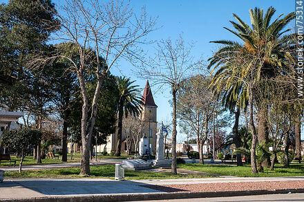 Plaza de Chamizo - Departamento de Florida - URUGUAY. Foto No. 75314