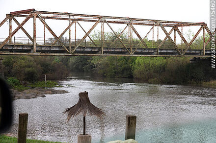 Puente en Ruta 6 sobre el río Yí - Departamento de Durazno - URUGUAY. Foto No. 75460