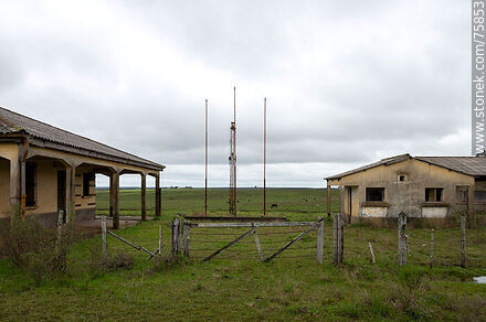 Chilean station operating as a polyclinic - Durazno - URUGUAY. Photo #75853