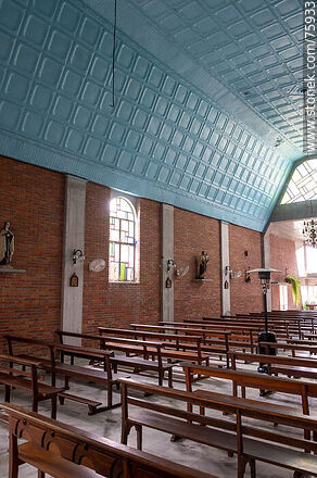 Interior of the María Auxiliadora Church - Department of Florida - URUGUAY. Photo #75933