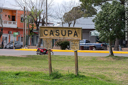 Estación de ferrocarril de Casupá. Cartel de la estación - Departamento de Florida - URUGUAY. Foto No. 75962