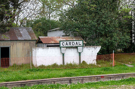 Estación Cardal de ferrocarril. Cartel de la estación - Departamento de Florida - URUGUAY. Foto No. 76523