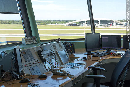 Air traffic control equipment - Department of Canelones - URUGUAY. Photo #76540