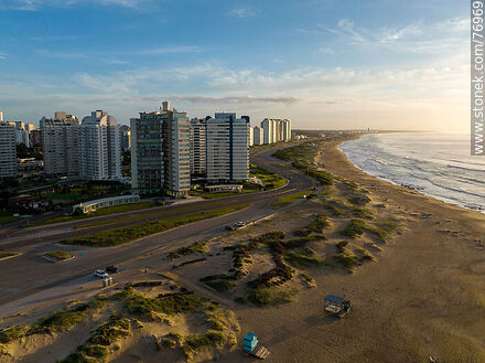 Vista aérea del amanecer en Playa Brava - Punta del Este and its near resorts - URUGUAY. Photo #76969