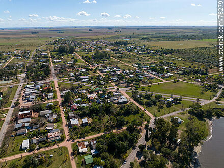 Vista aérea de Gral. Martínez - La Charqueada - Departamento de Treinta y Tres - URUGUAY. Foto No. 78279