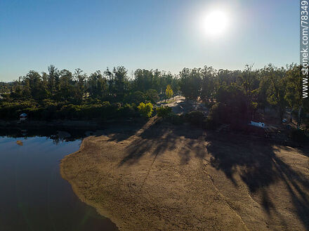 Vista aérea del Parque del Río Olimar al amanecer - Departamento de Treinta y Tres - URUGUAY. Foto No. 78349