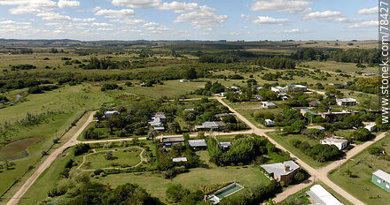 Vista aérea del pueblo Garzón - Departamento de Maldonado - URUGUAY. Foto No. 78427
