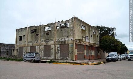 Antiguo edificio de la Prefeitura Municipal do Chui - Departamento de Rocha - URUGUAY. Foto No. 80084