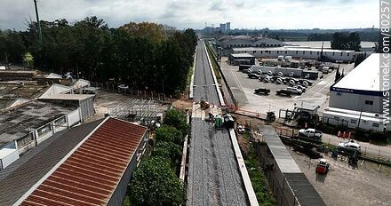 Aerial view of work at a level crossing. May 2023 - Department of Montevideo - URUGUAY. Photo #80257