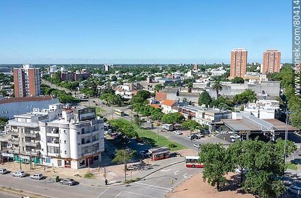 Vista aérea de la Av. Dámaso Larrañaga al norte. Año 2019 - Departamento de Montevideo - URUGUAY. Foto No. 80414