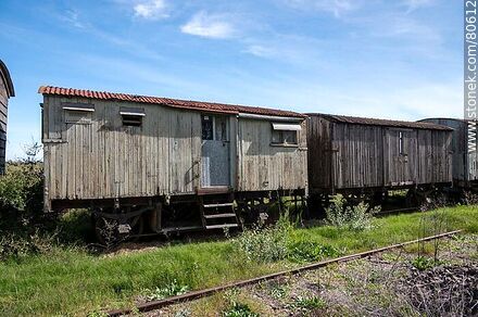 Queguay train station. Old wagons - Department of Paysandú - URUGUAY. Photo #80612