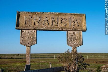 France railroad station. Station sign - Rio Negro - URUGUAY. Photo #80768