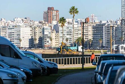 Buildings on the Pocitos promenade - Department of Montevideo - URUGUAY. Photo #81789