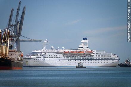 Astor cruise ship entering port - Department of Montevideo - URUGUAY. Photo #81810