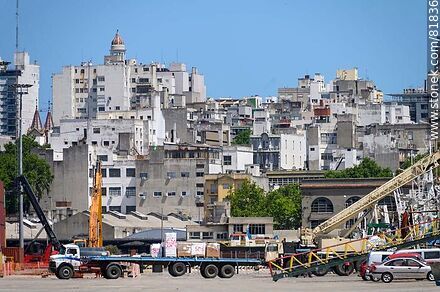 Truck, cranes and buildings of the Old City - Department of Montevideo - URUGUAY. Photo #81836