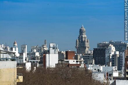 Emblematic domes of the Center. Rex, Diaz and Salvo palaces - Department of Montevideo - URUGUAY. Photo #81954