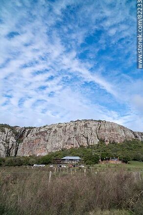 Access to the Arequita grotto - Lavalleja - URUGUAY. Photo #82233