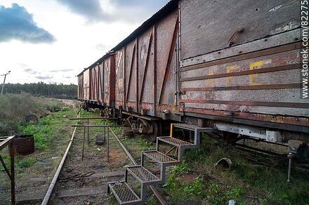 Old train cars at Puma train station - Lavalleja - URUGUAY. Photo #82275
