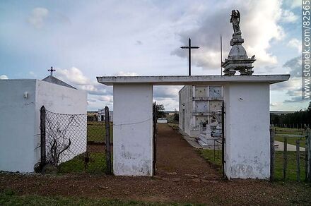 Cementerio de Capilla de Farruco - Departamento de Durazno - URUGUAY. Foto No. 82565