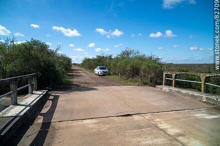 El puente más largo del Uruguay (2Km). Cabecera norte en Tacuarembó - Tacuarembo - URUGUAY. Photo #82709