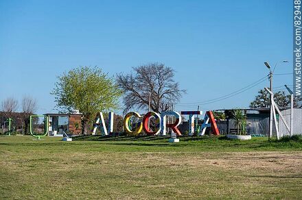 Algorta sign on route 25 - Rio Negro - URUGUAY. Photo #82948