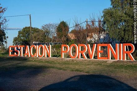 Letrero de Estación Porvenir - Departamento de Paysandú - URUGUAY. Foto No. 83070