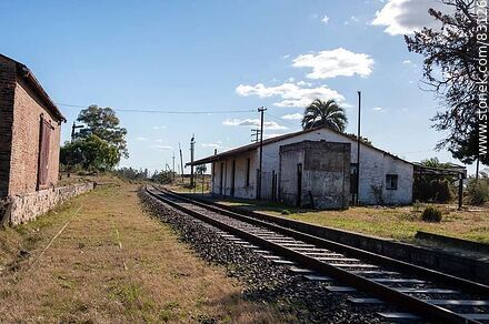 Estación Guichón de ferrocarril - Departamento de Paysandú - URUGUAY. Foto No. 83126