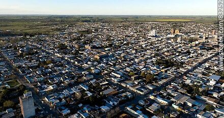 Vista aérea de la capital - Departamento de San José - URUGUAY. Foto No. 83252