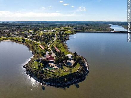 Aerial view of the peninsula where the Parador is located. - Soriano - URUGUAY. Photo #83455