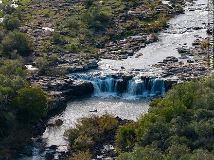 Aerial view of the Indio waterfall on the Laureles creek. - Tacuarembo - URUGUAY. Photo #83884