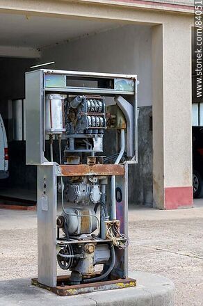 Old electric fuel pump - Rio Negro - URUGUAY. Photo #84051