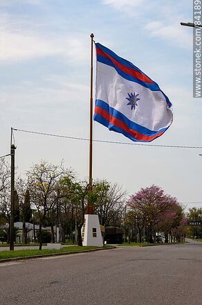 Flag of Paysandu on Italia Ave. - Department of Paysandú - URUGUAY. Photo #84189