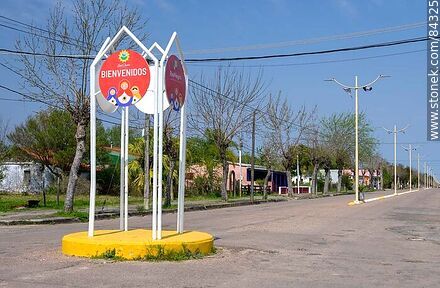 Bienvenidos a San Javier - Departamento de Río Negro - URUGUAY. Foto No. 84325