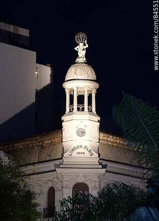 Tower and dome of the former London-Paris store - Department of Montevideo - URUGUAY. Photo #84551