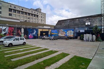 Parking lot of the Carnival Museum - Department of Montevideo - URUGUAY. Photo #84767